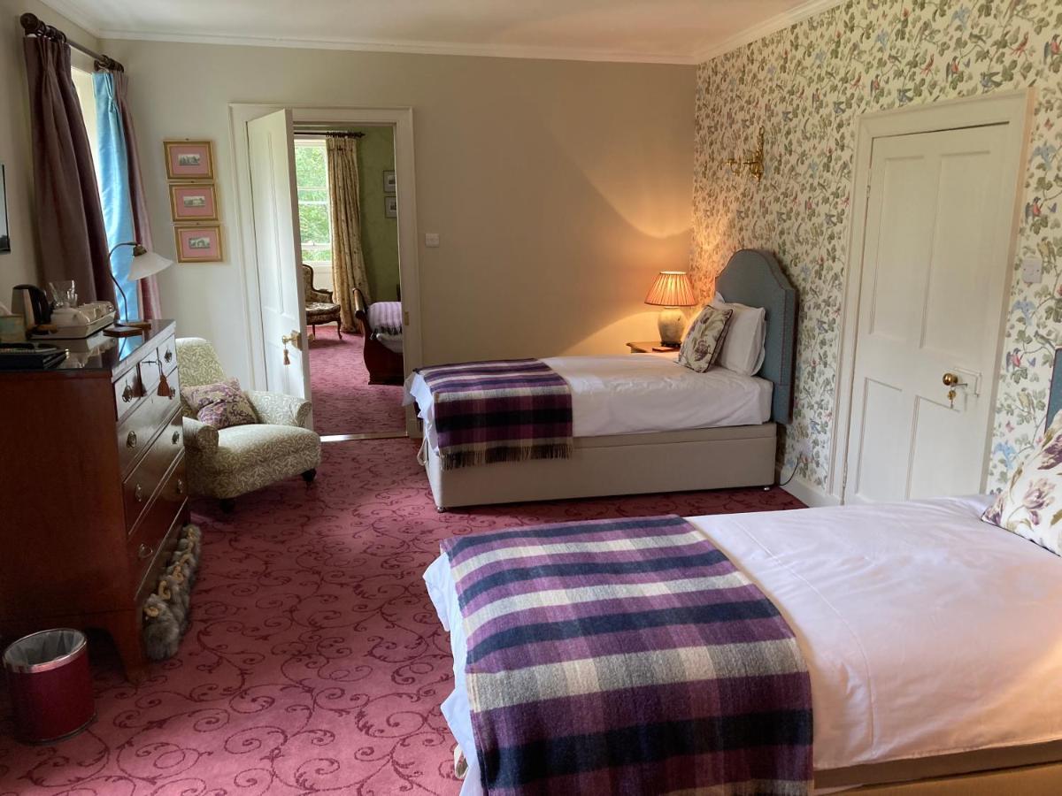 האוויק Bedrule Old Manse B&B מראה חיצוני תמונה