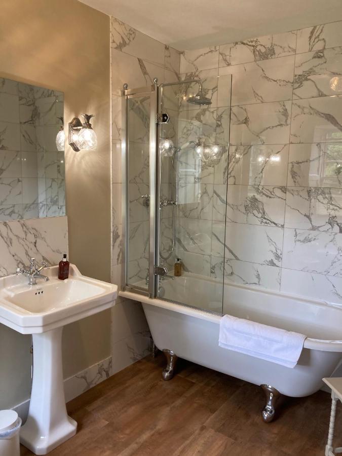האוויק Bedrule Old Manse B&B מראה חיצוני תמונה